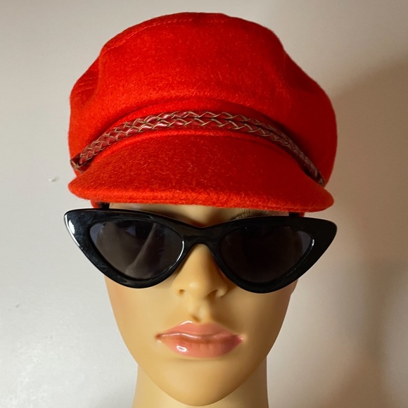 Brixton Accessories - Bright red Brixton trucker hat NWT! Trendy and new